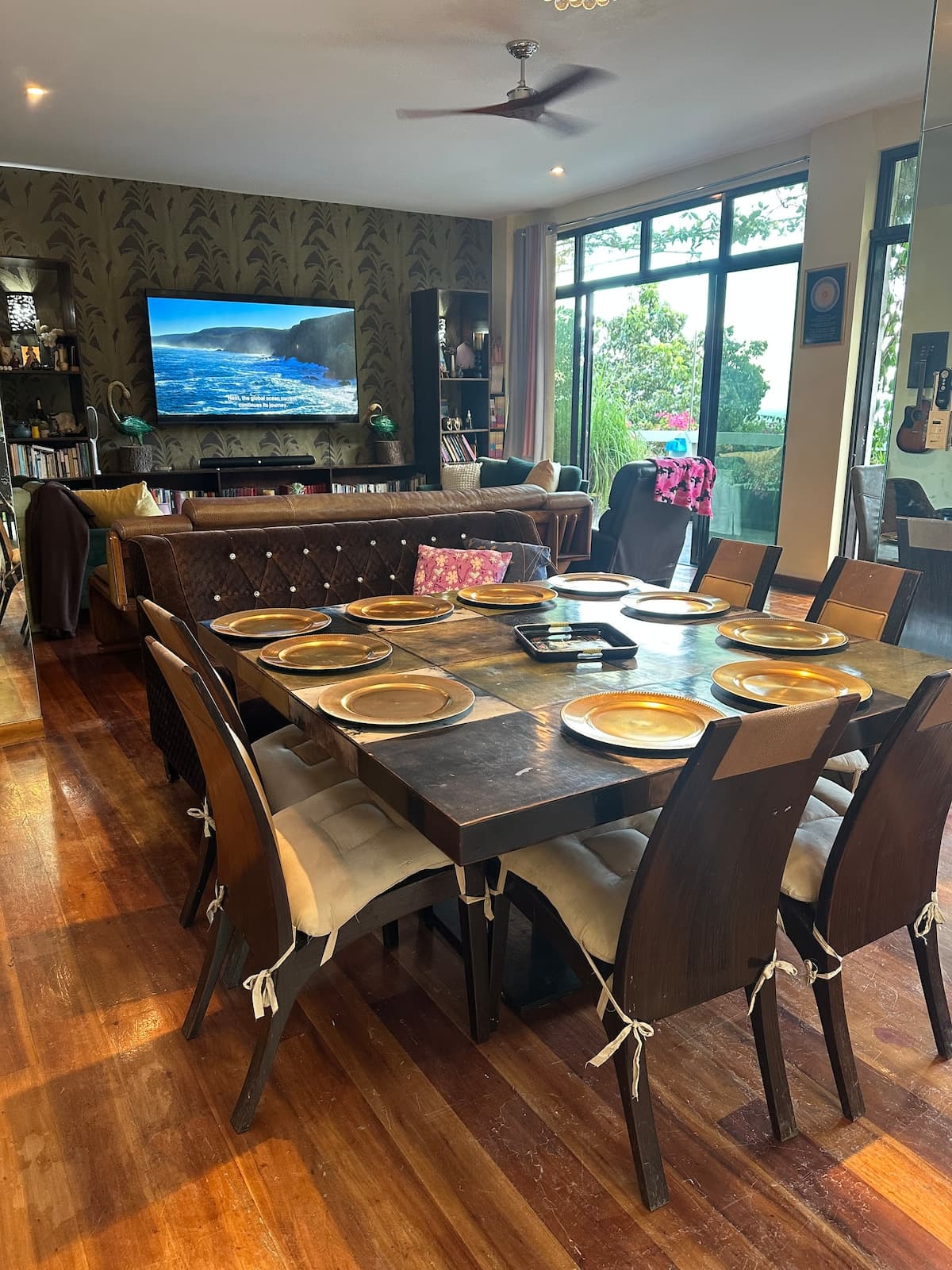The French Villa, Busay