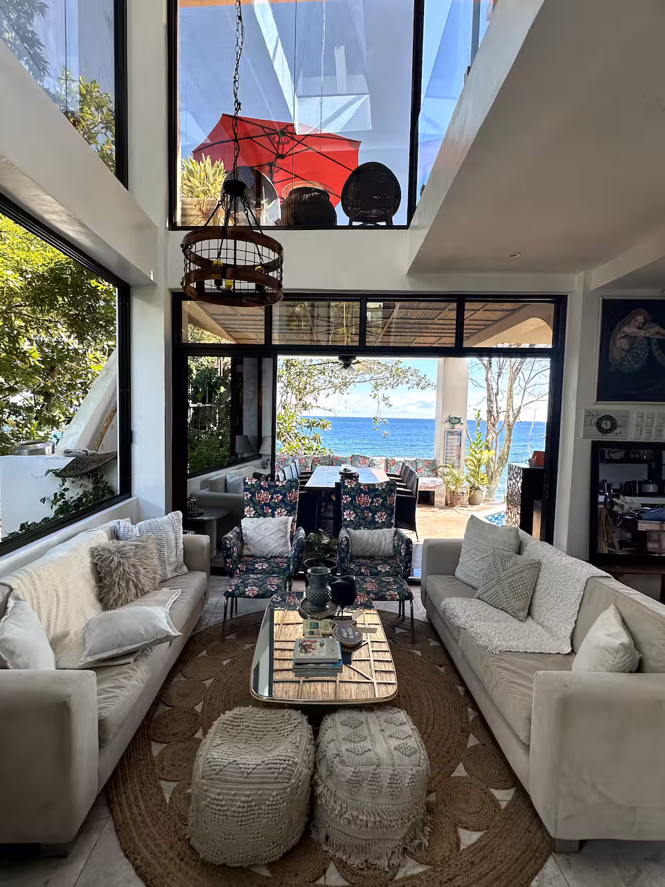 Dentro de la villa