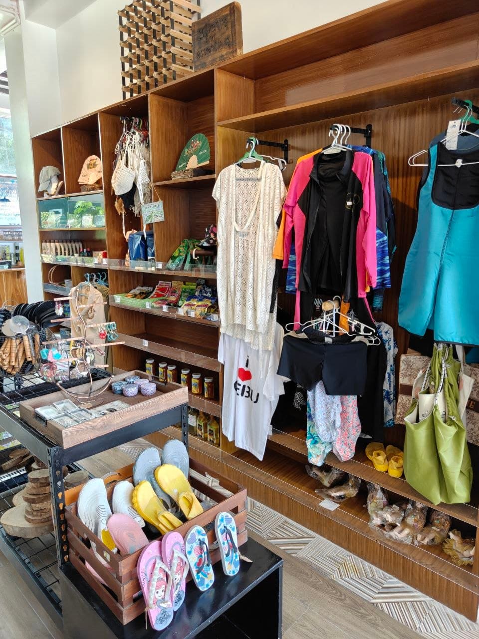 The little boutique for sun things